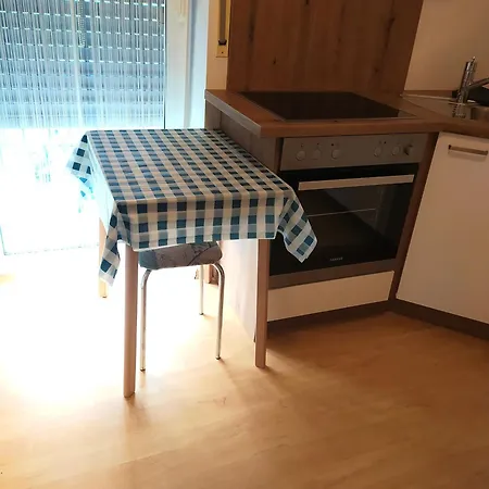 Auf Zwei Ebenen Проживание в семье