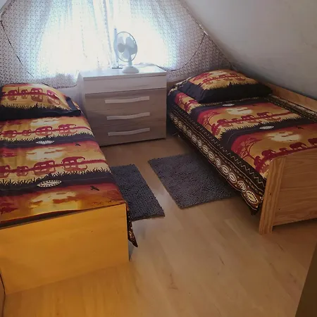 Auf Zwei Ebenen Quarto em Acomodações Particulares *